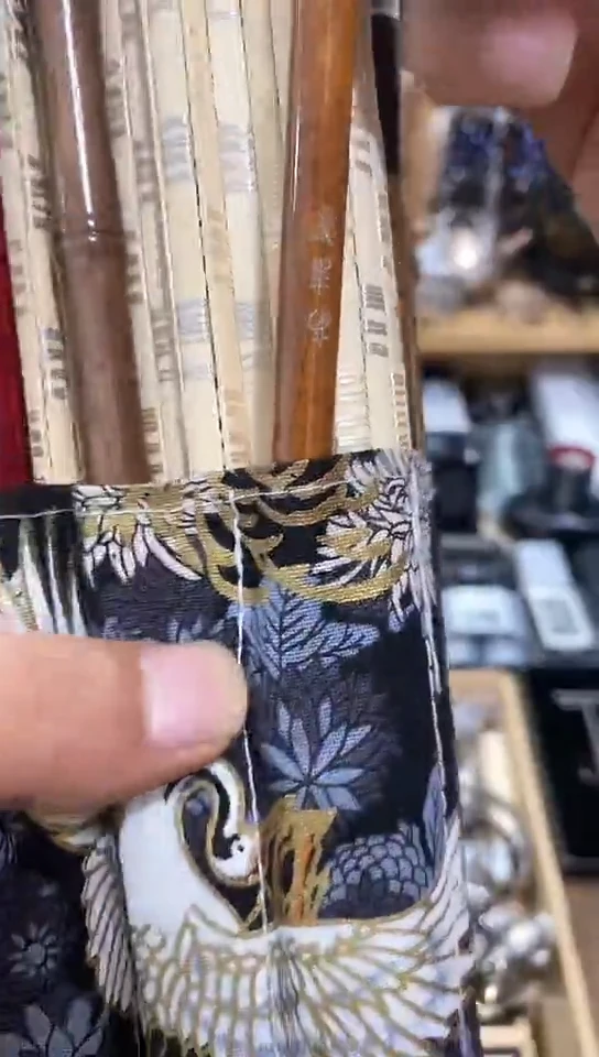 瓷片闪购商品  如图所示