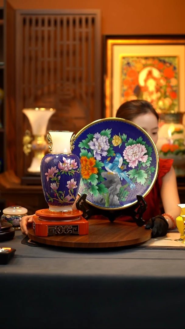 景泰蓝白玉兰花瓶+大号赏盘