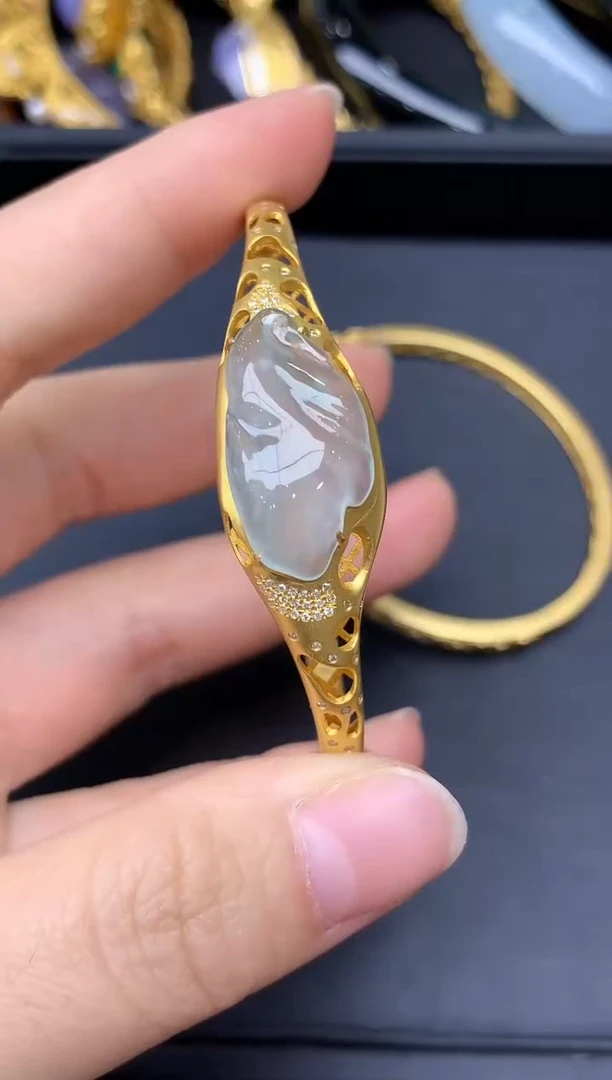 18K金镶嵌手镯翡翠454-雪姐翡翠天天见