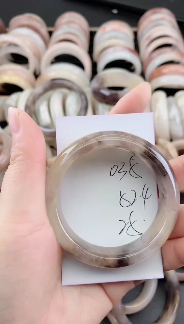 未镶嵌手镯石英质玉（金丝玉）035