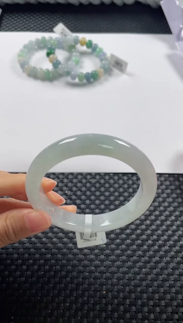 未镶嵌手镯翡翠基地发货H 0801
