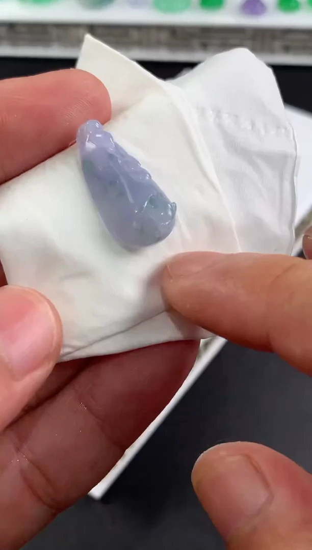 未镶嵌定制翡翠诗****贝翡翠