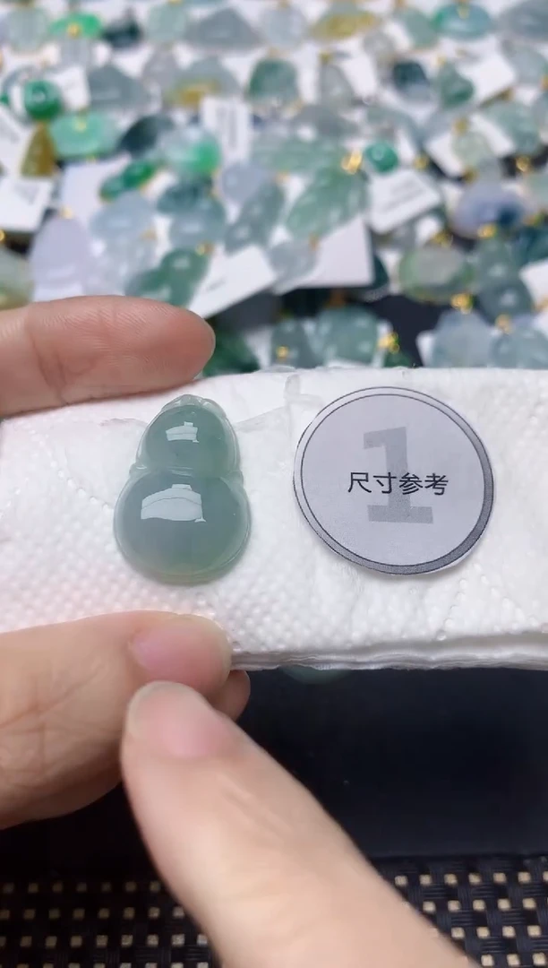 颈饰未镶嵌翡翠天然缅甸A货翡翠