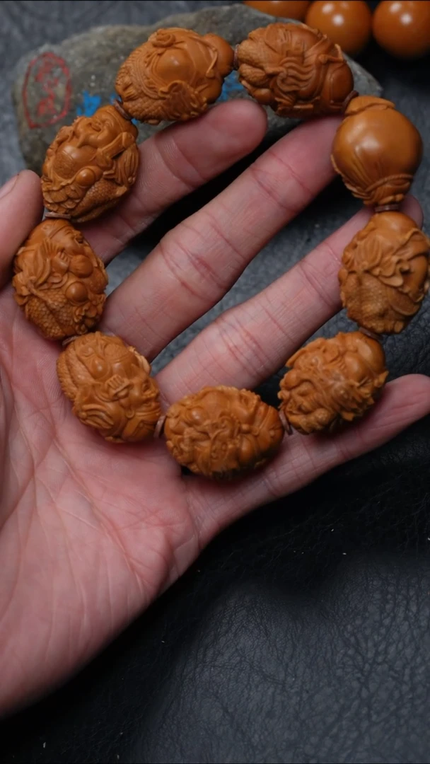 【闪购商品】橄榄核吊坠橄榄核