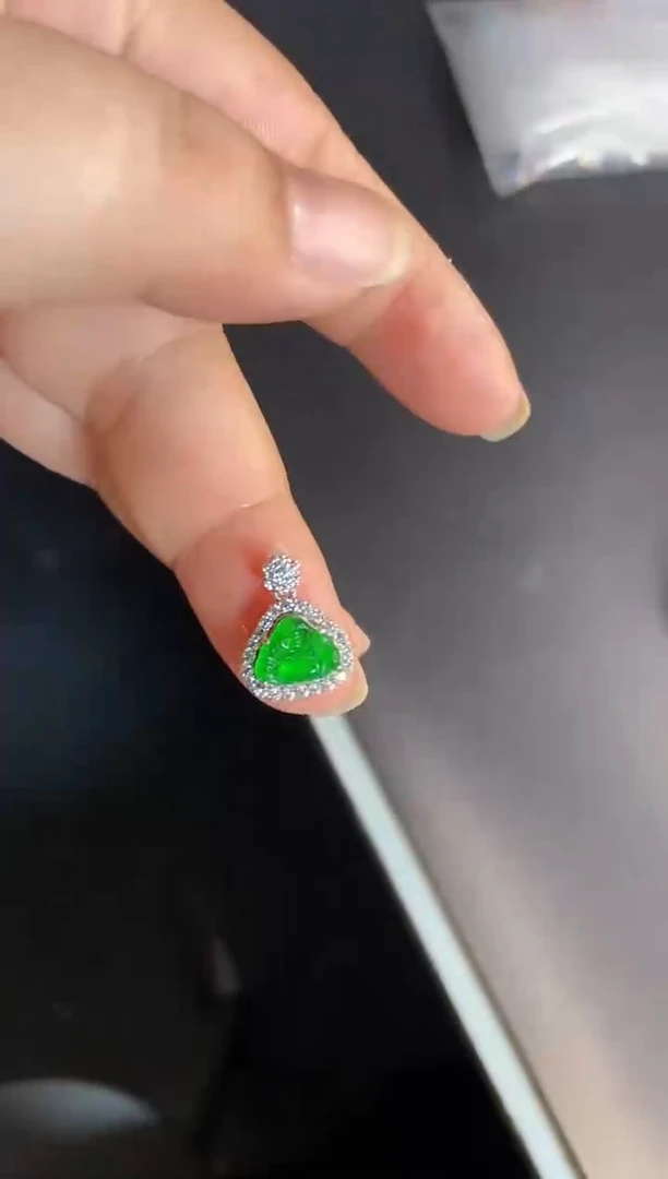 吊坠(不含链)银S925镶嵌翡翠1