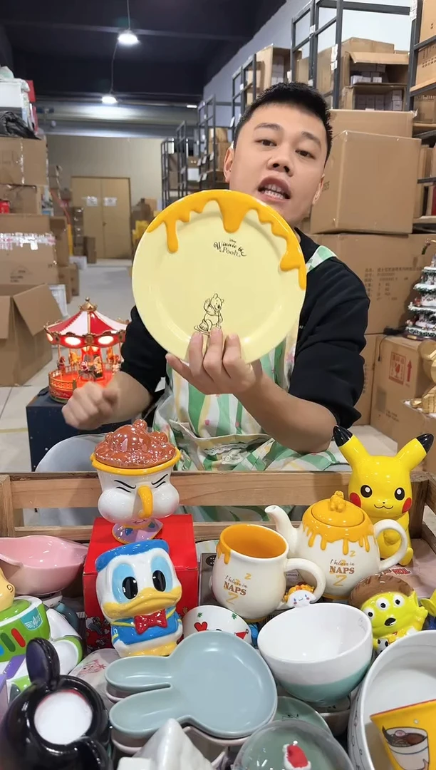 瓷片原盒维尼餐盘