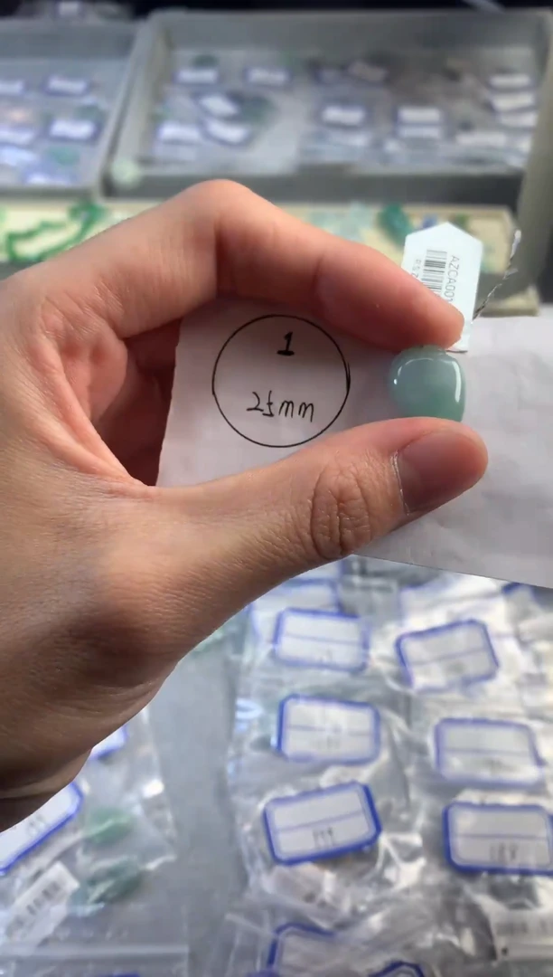 未镶嵌挂件翡翠天然缅甸翡翠A货