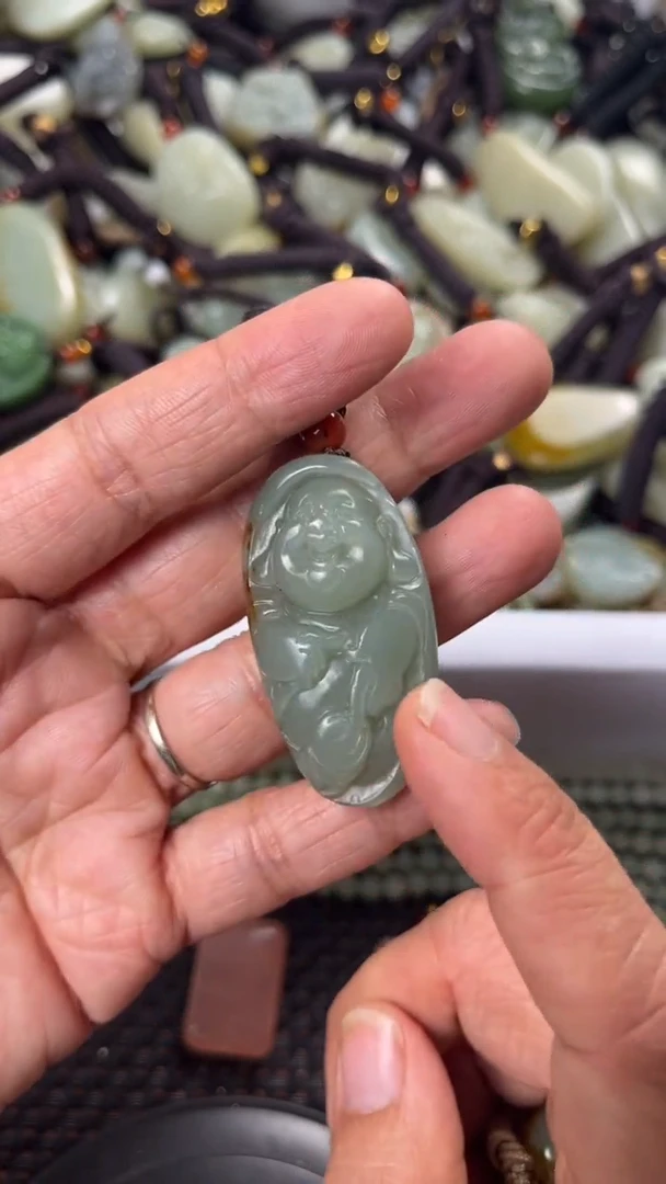 【闪购商品】和田玉颈饰未镶嵌多样性发货没有证书拍一发一有瑕