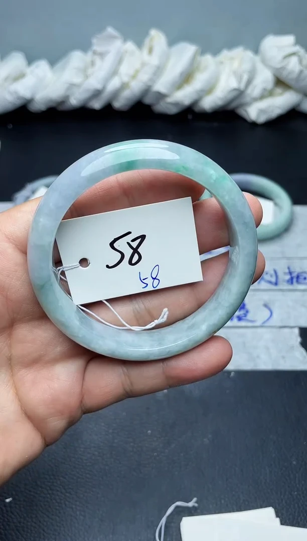未镶嵌手镯翡翠58