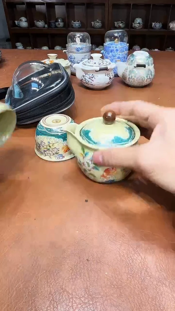 高雅艺术瓷简单清