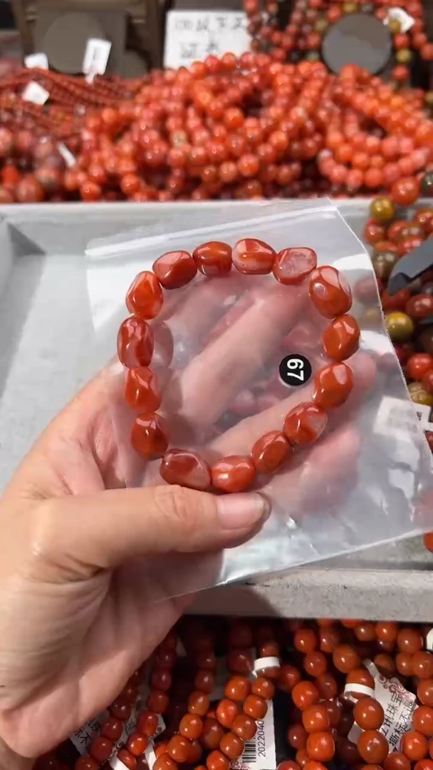 南红玛瑙手串未镶嵌11