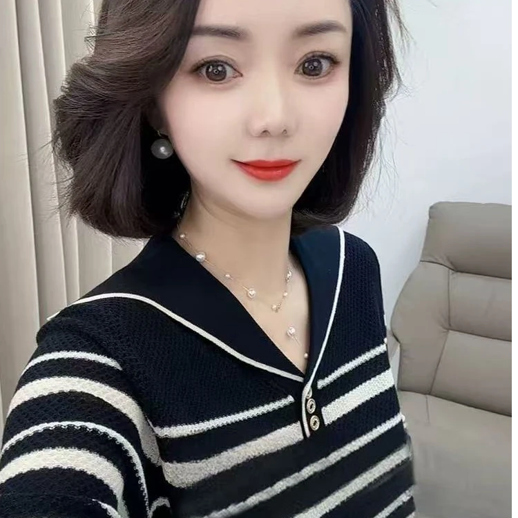 2025海军领V领条纹针织衫韩版女士新款爆款春秋薄款打底衫上衣