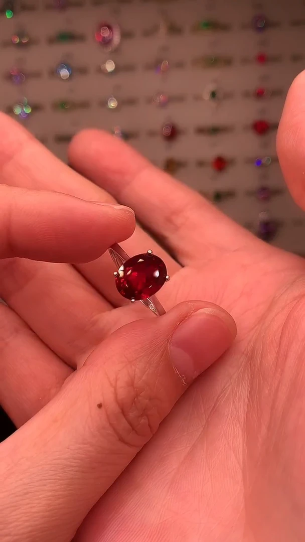 5克拉红宝石（处理）欧美风戒指