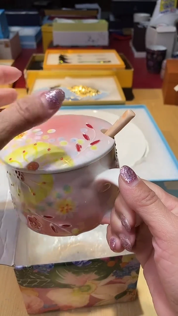 瓷片生活的本意是开心啊@@1