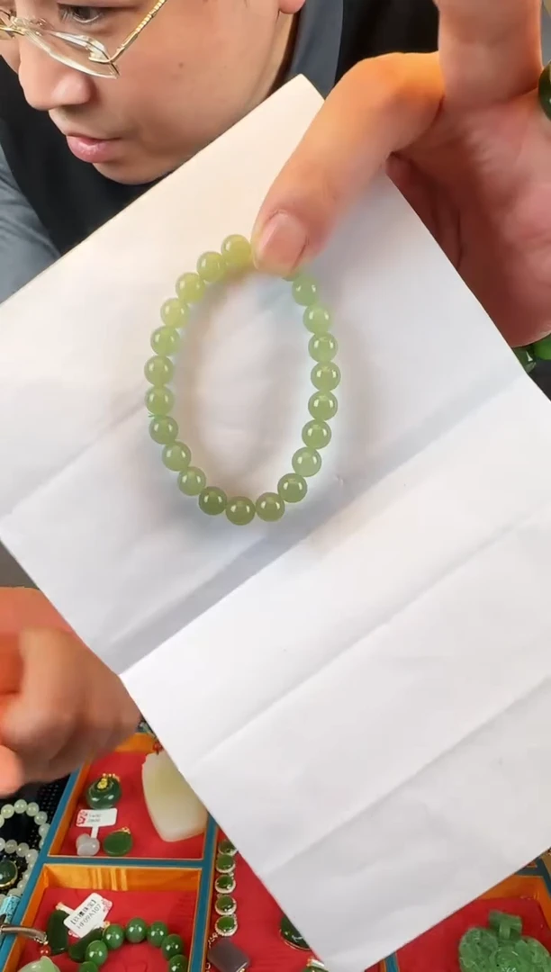 未镶嵌手链和田玉卡8