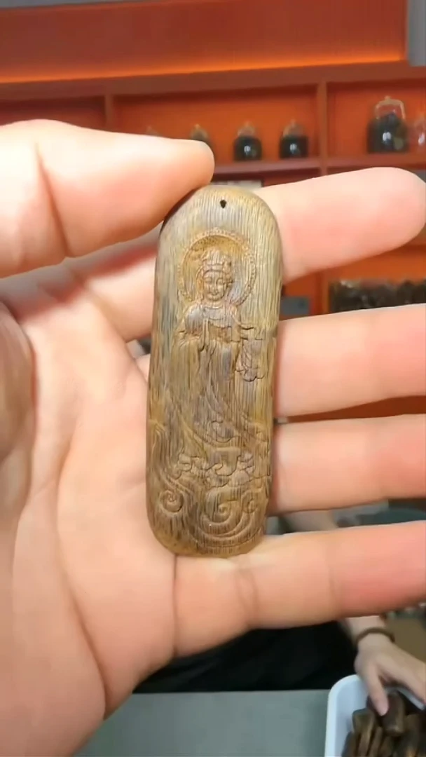 沉香吊坠89号多样性发一