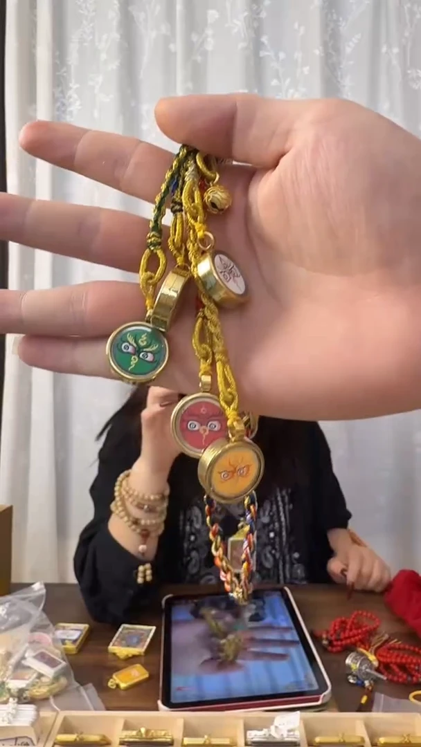 吊坠五路c--热贡元旦唐卡画院