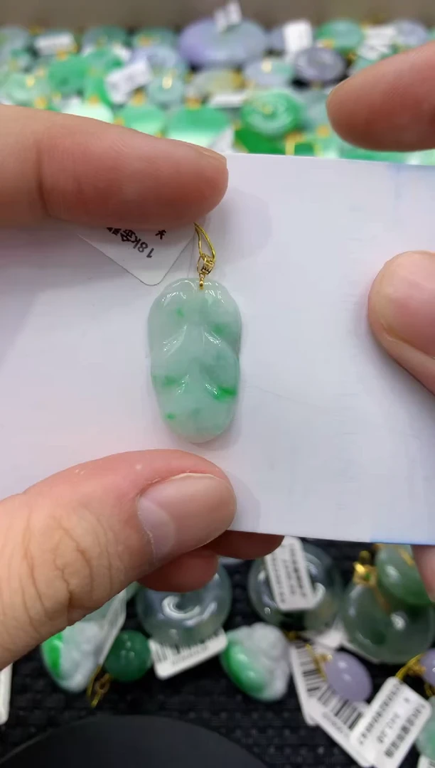 颈饰未镶嵌翡翠天然缅甸翡翠A货