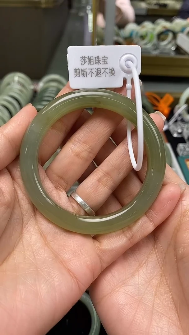 未镶嵌手镯和田玉超***宝和田玉青海料手镯57.3mm