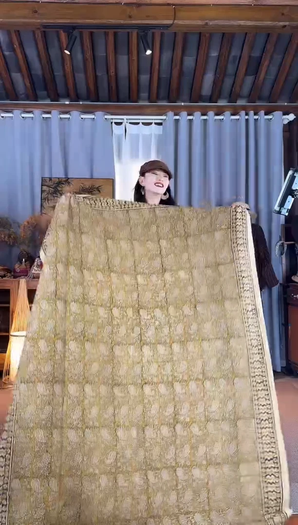 设计师款沙漠玫瑰毯子