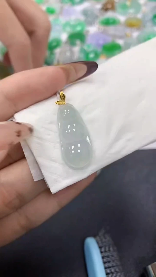 颈饰18K金镶嵌翡翠a货假一赔三支持复检百元上9元证书费自理