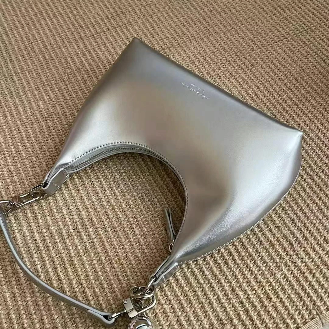 时尚漆皮腋下包女包2025新款韩版高级感百搭手提新月包单肩斜挎包