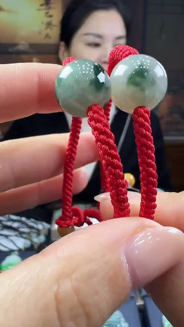 未镶嵌挂件翡翠圆珠手绳（多样性发其一）