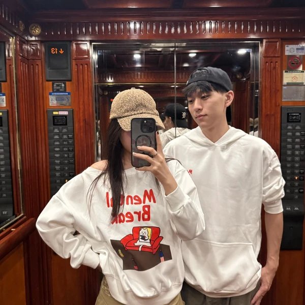 情侣装卫衣秋冬季新款一男一女斜肩纯棉卫衣宽松韩版潮流情侣卫衣
