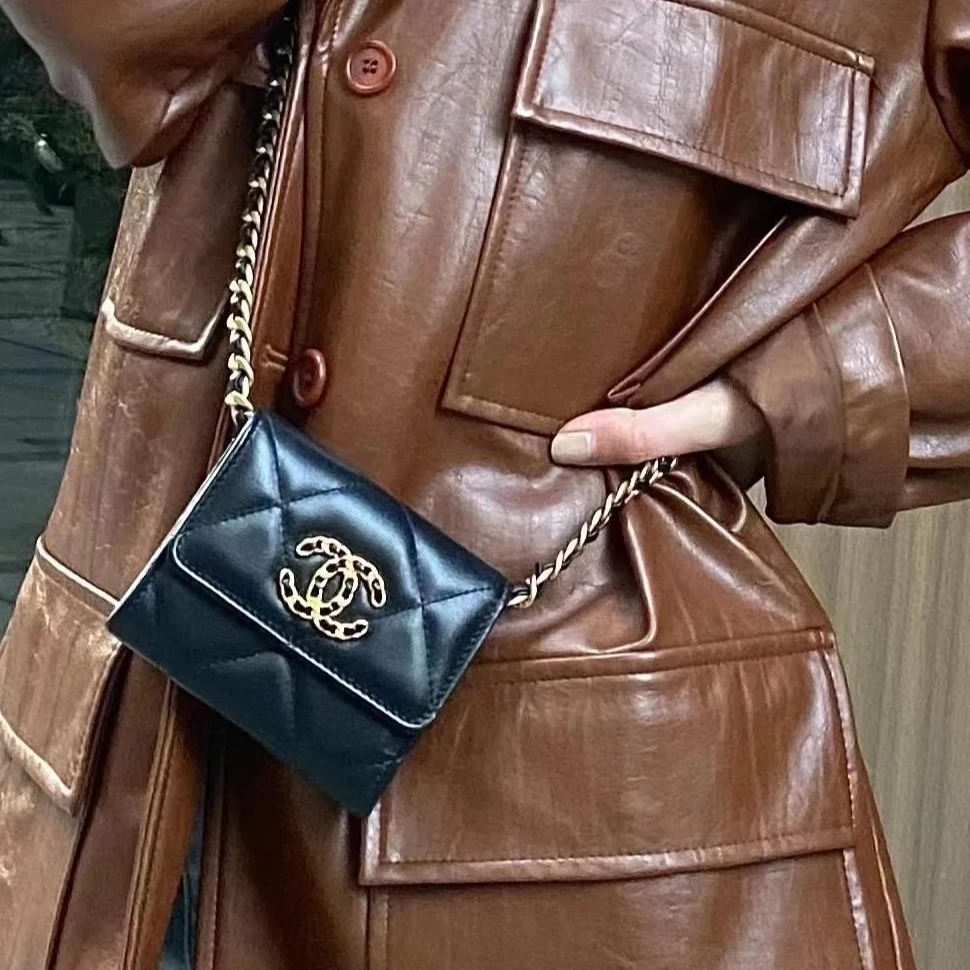 99新 Chanel/香奈儿 蓝总专场/19bag mini黑金斜跨小废包 28开