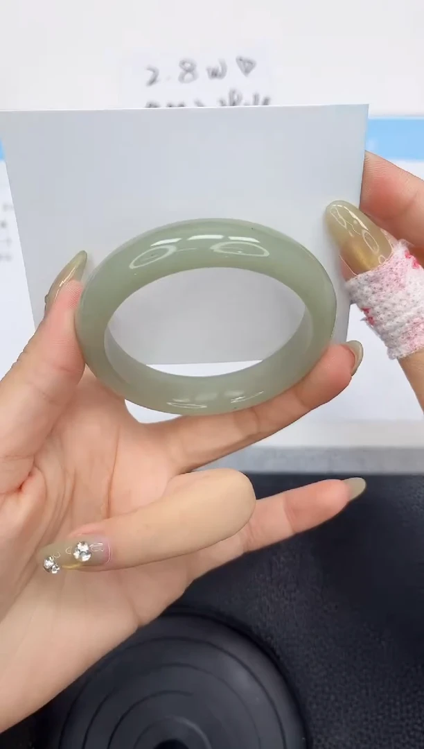 石英质玉手镯未镶嵌190-52.2