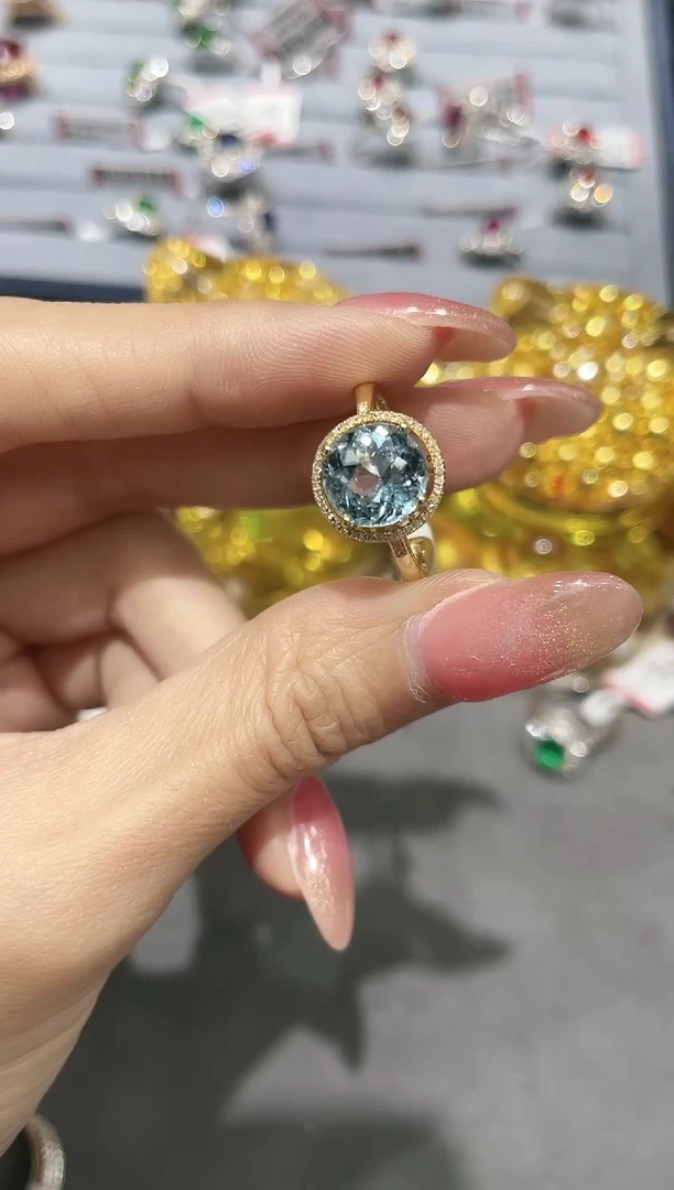 海蓝宝石戒指18K金镶嵌戒指