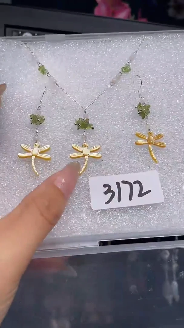 银S925镶嵌耳饰紫晶喜欢拍