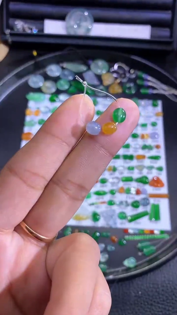 未镶嵌挂件翡翠珠子