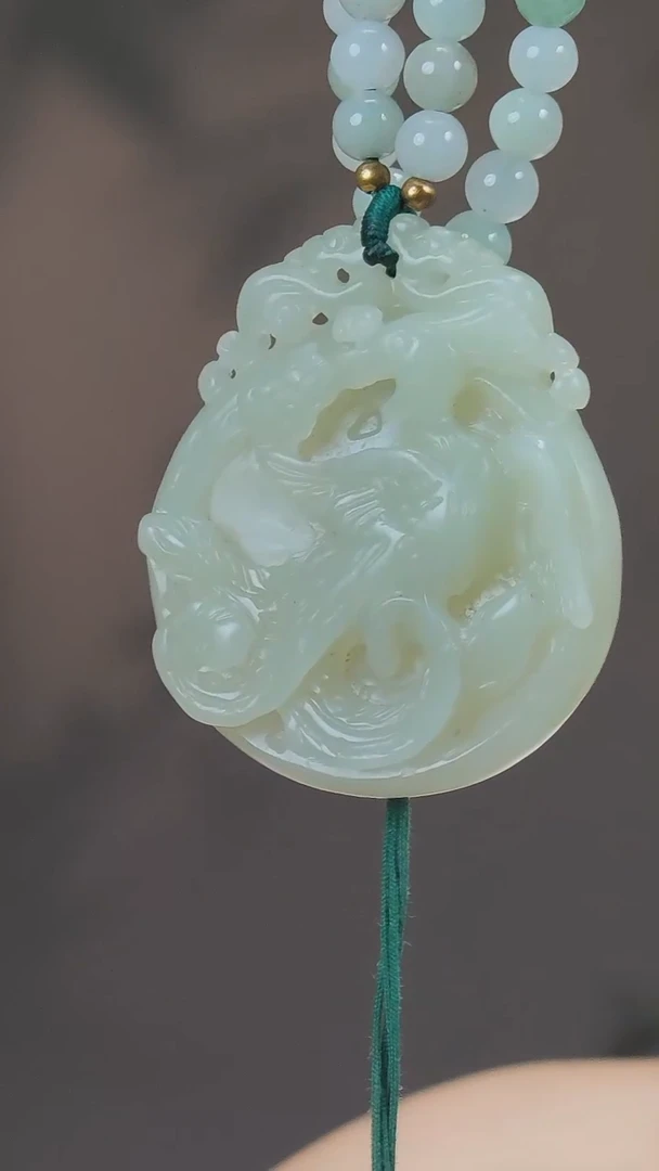 和田玉未镶嵌颈饰凤凰挂件