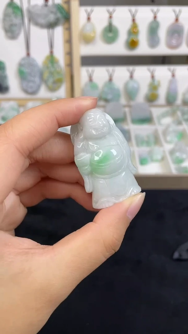 颈饰未镶嵌翡翠1