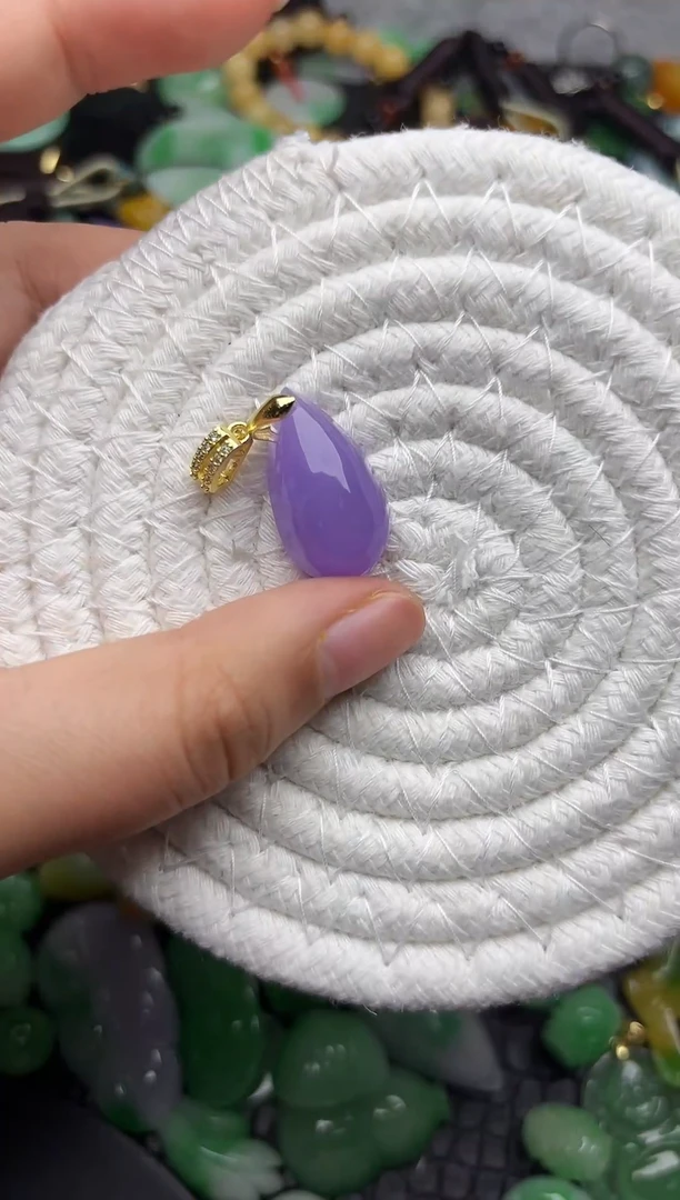 颈饰未镶嵌翡翠缅甸翡翠吊坠