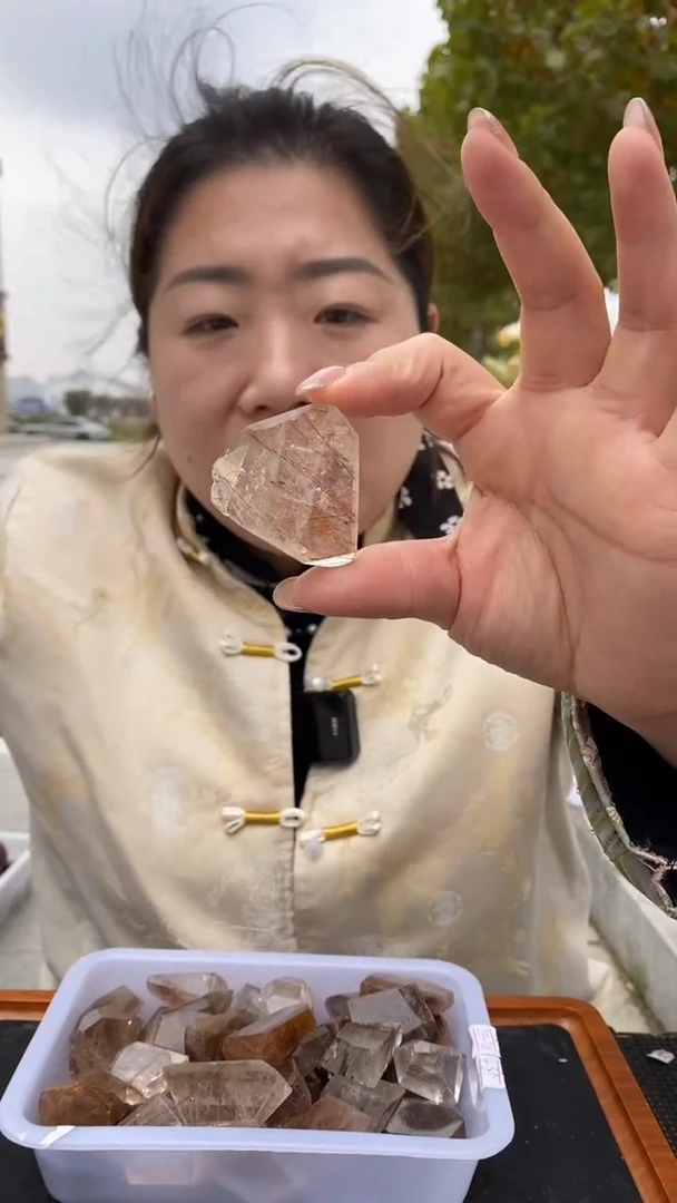 未镶嵌珠宝半成品水晶发晶随形D337多样性发其一