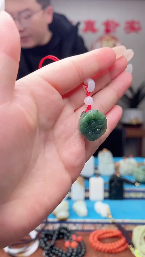 【闪购商品】和田玉挂件未镶嵌多样性发 拍一发一