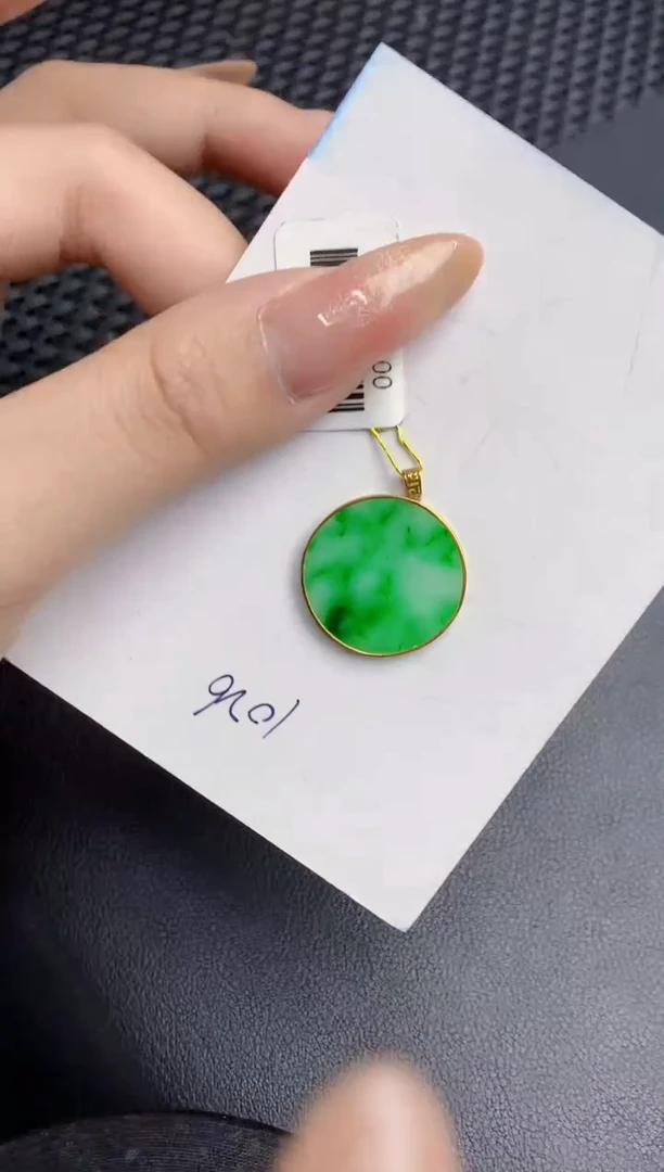 【闪购商品】翡翠颈饰18K金镶嵌000000000