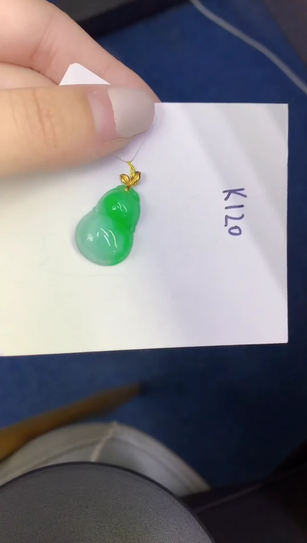 颈饰18K金镶嵌翡翠缅甸天然翡翠A货