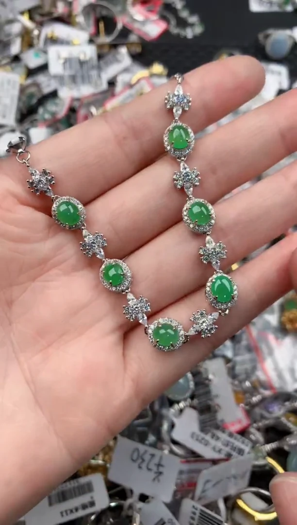 银S925镶嵌戒指翡翠18         3