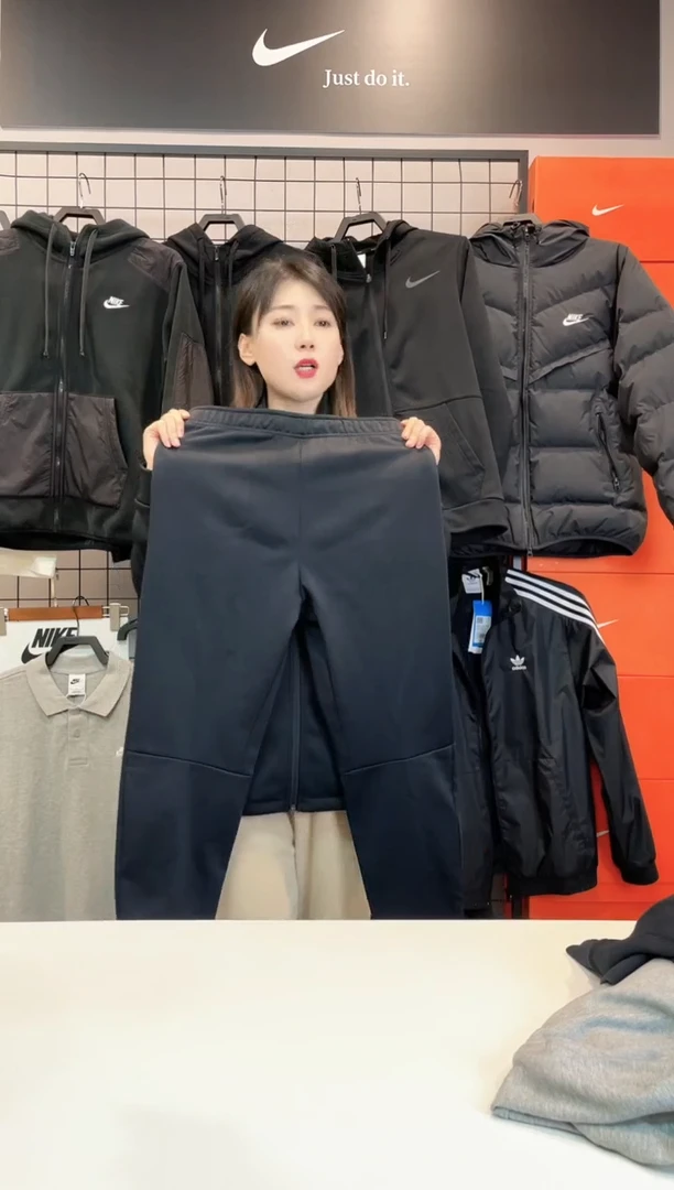 93255 黑加绒束脚长裤 XL码 135-155斤  不退换