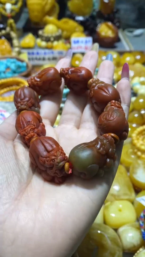 南红玛瑙雕刻未镶嵌貔貅手串