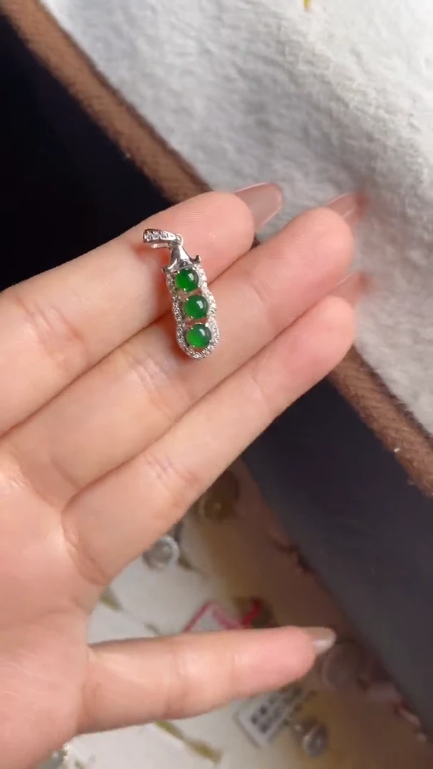 翡翠戒指银S925镶嵌天然A货翡翠