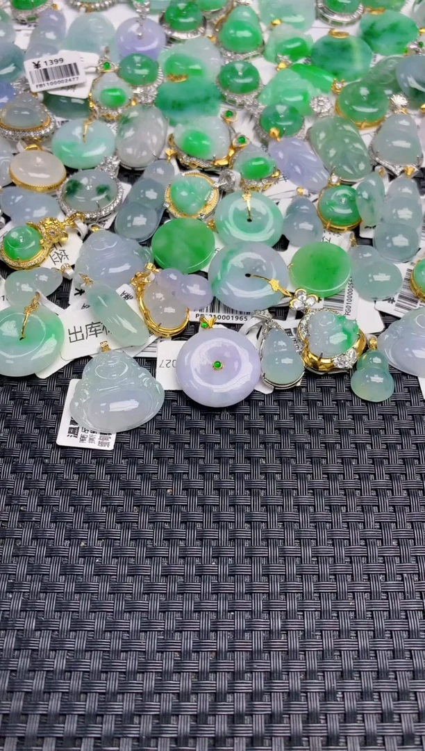 颈饰未镶嵌翡翠天然缅甸A货翡翠百元以上9元证书费自理