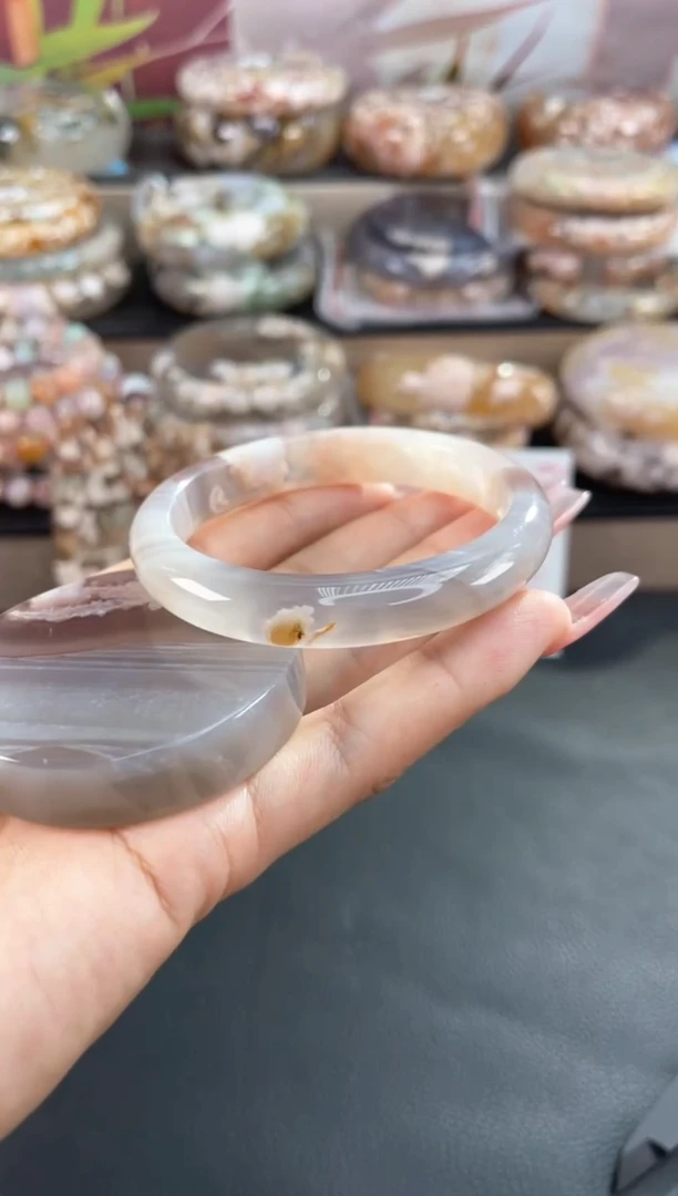 未镶嵌手镯石英质玉55（赠送镯心 不保证完美）