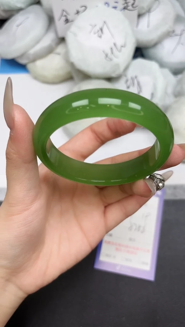 未镶嵌手镯石英质玉66-57-58