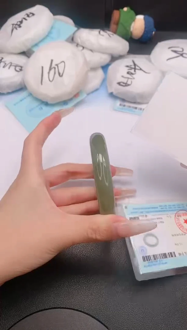 和田玉手镯未镶嵌6L172-56