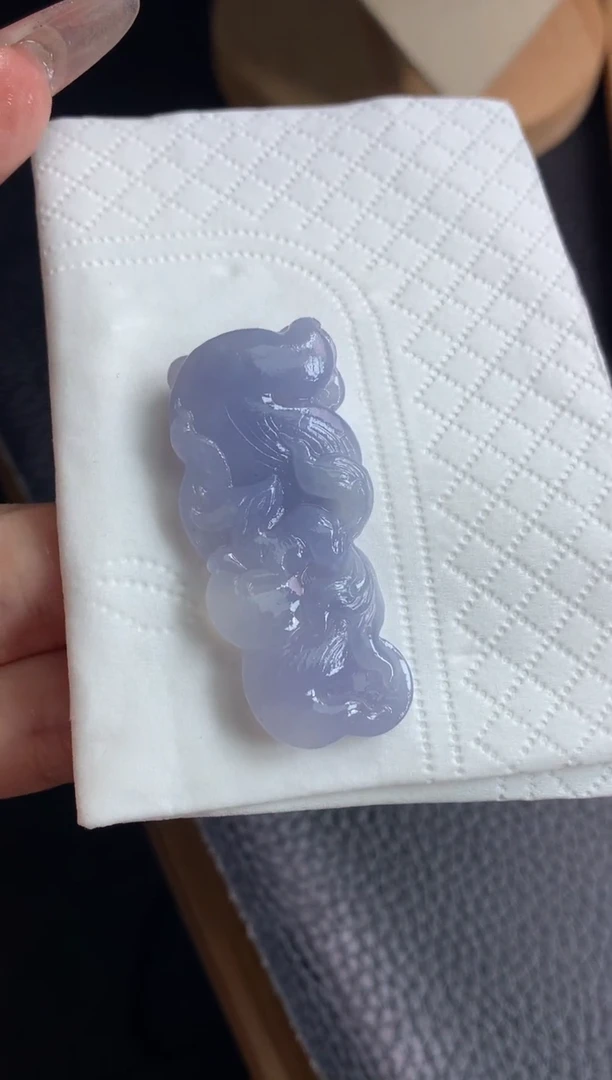 定制翡翠未镶嵌九尾狐