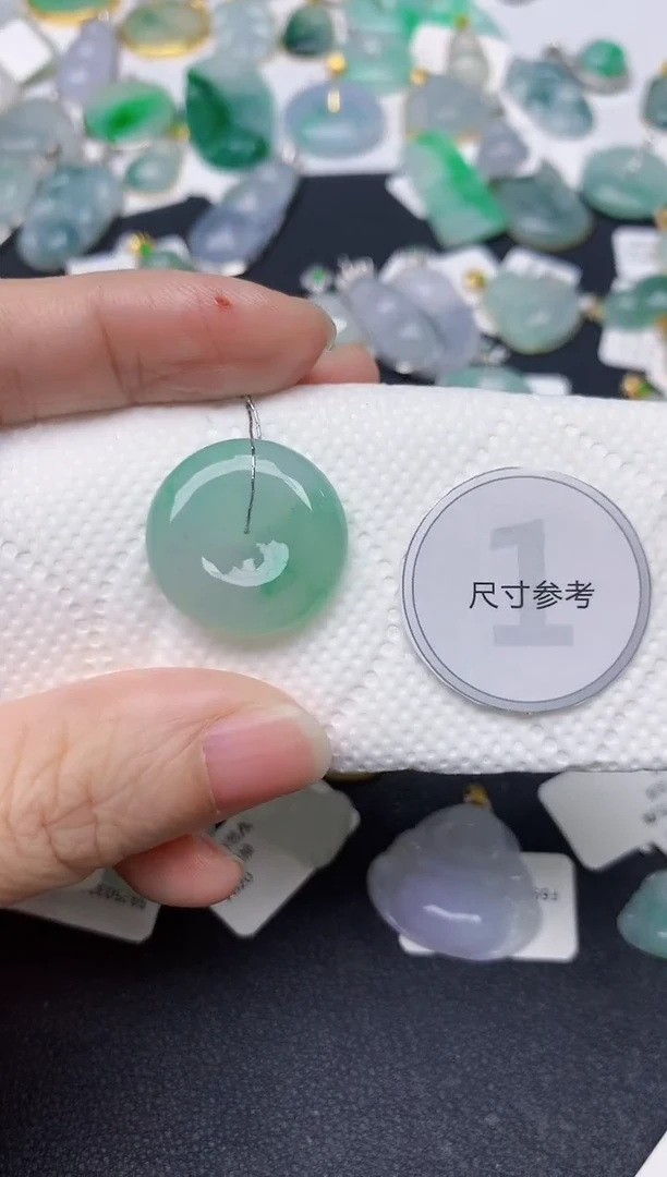 颈饰未镶嵌翡翠天然缅甸A货翡翠